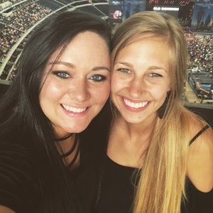 Meet your Posher, Kendra